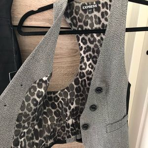 Express Vest